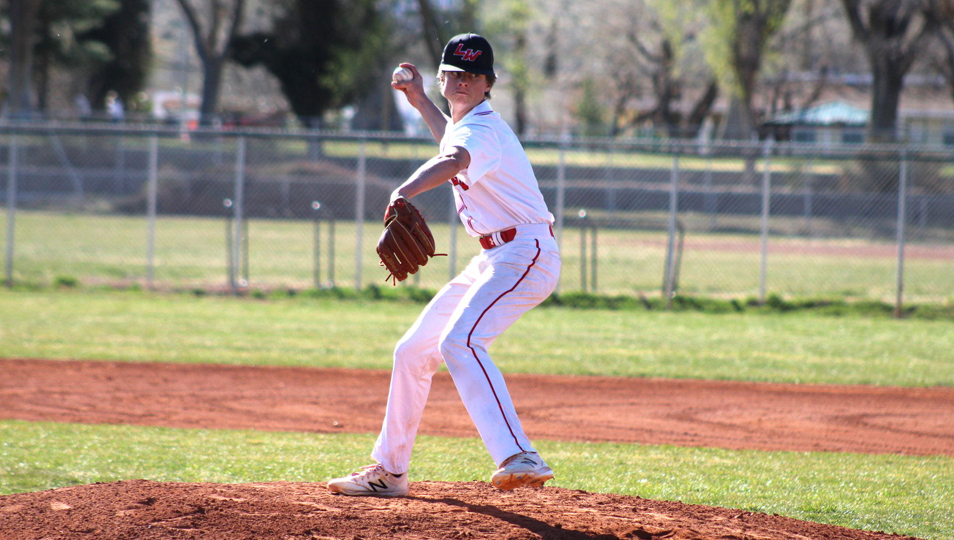 Prep Baseball Vols battle to the end, but fall to Canyon View The