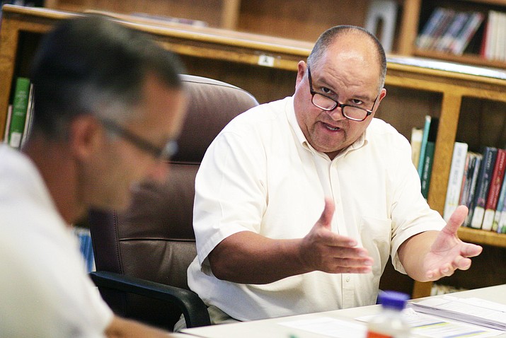 Tuesday, the Camp Verde School Board decided to postpone superintendent contract negotiations with Administrator-in-Charge Danny Howe until its May 12 meeting. VVN/Bill Helm
