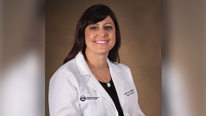 Joshua Tree Pediatrics Farris Receives Award Kingman Daily Miner Kingman Az