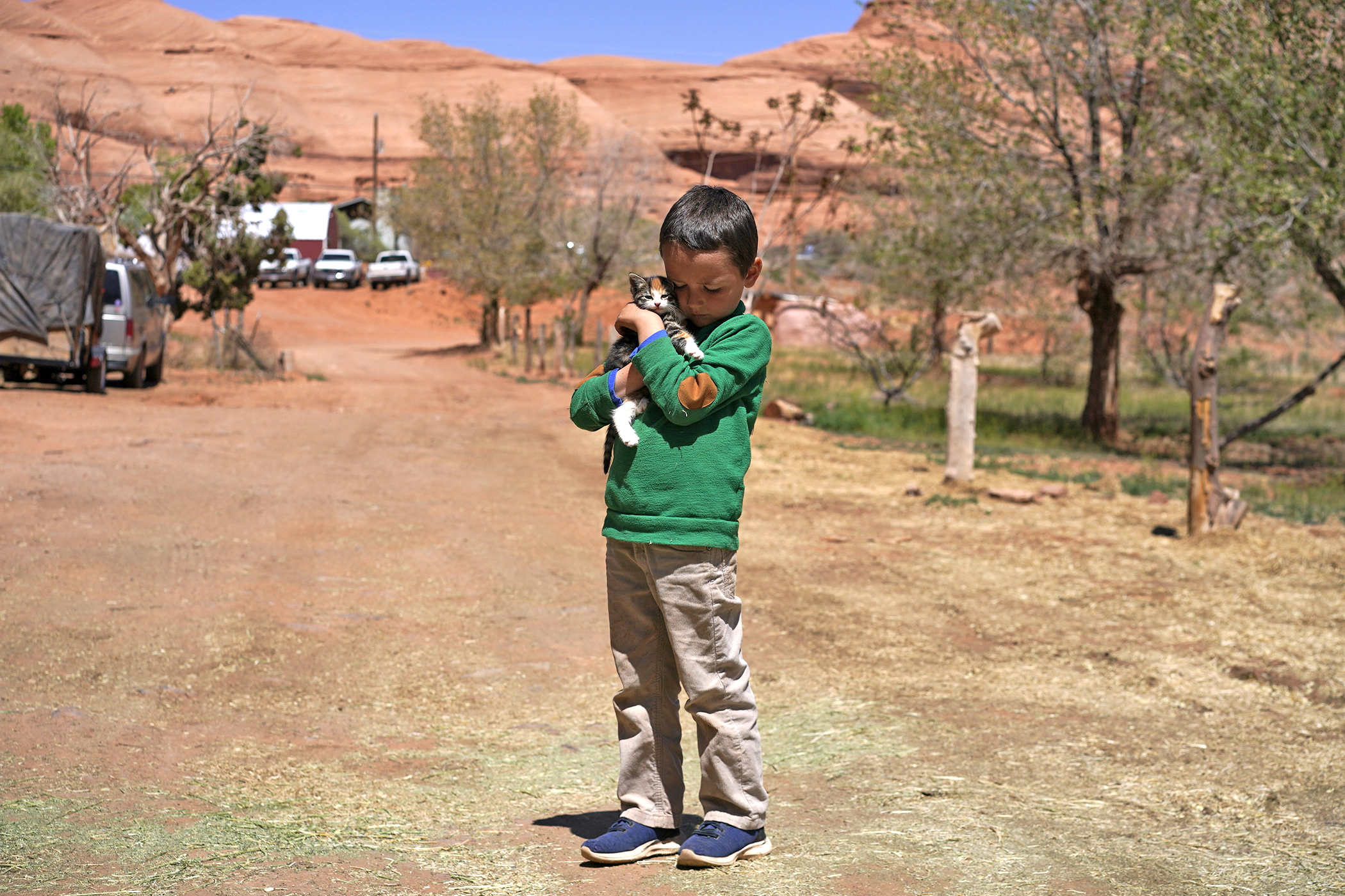 'The grief is so unbearable': Virus takes toll on Navajo | Navajo-Hopi