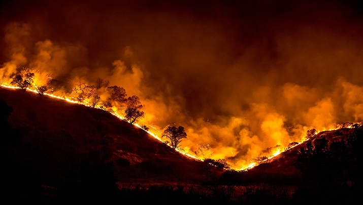 Massive Wildfires Burn Around Arizona Force Evacuations The Kingman