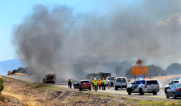 Crews from Sedona Fire District the Village of Oak Creek responded with Copper Canyon Fire and Medical, US Forest Service, State Fire and Verde Valley Fire District responded to the Juniper Fire on Interstate 17 Wednesday afternoon. VVN/Vyto Stainskas