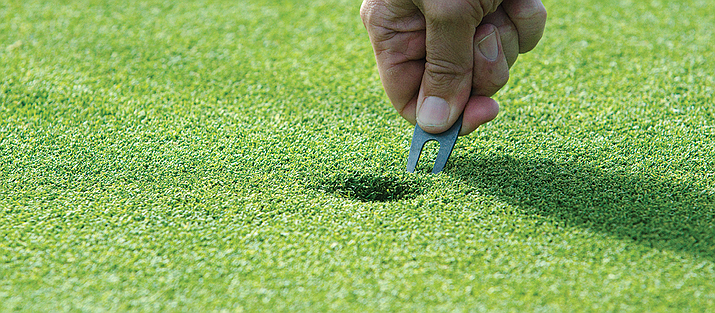 There is a right way, and a wrong way, to repair ball marks. (Courtesy)