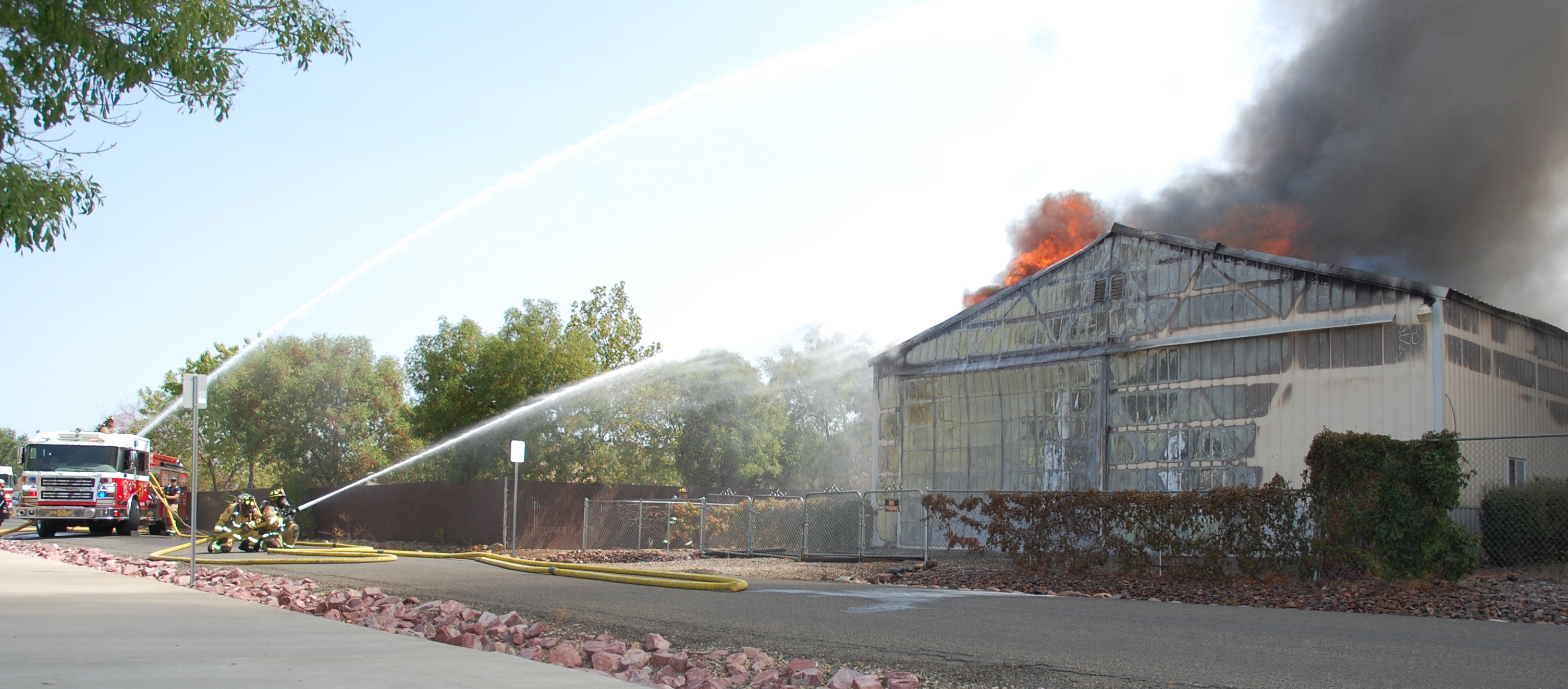 Update Firefighters extinguish garage fire in Prescott Valley The