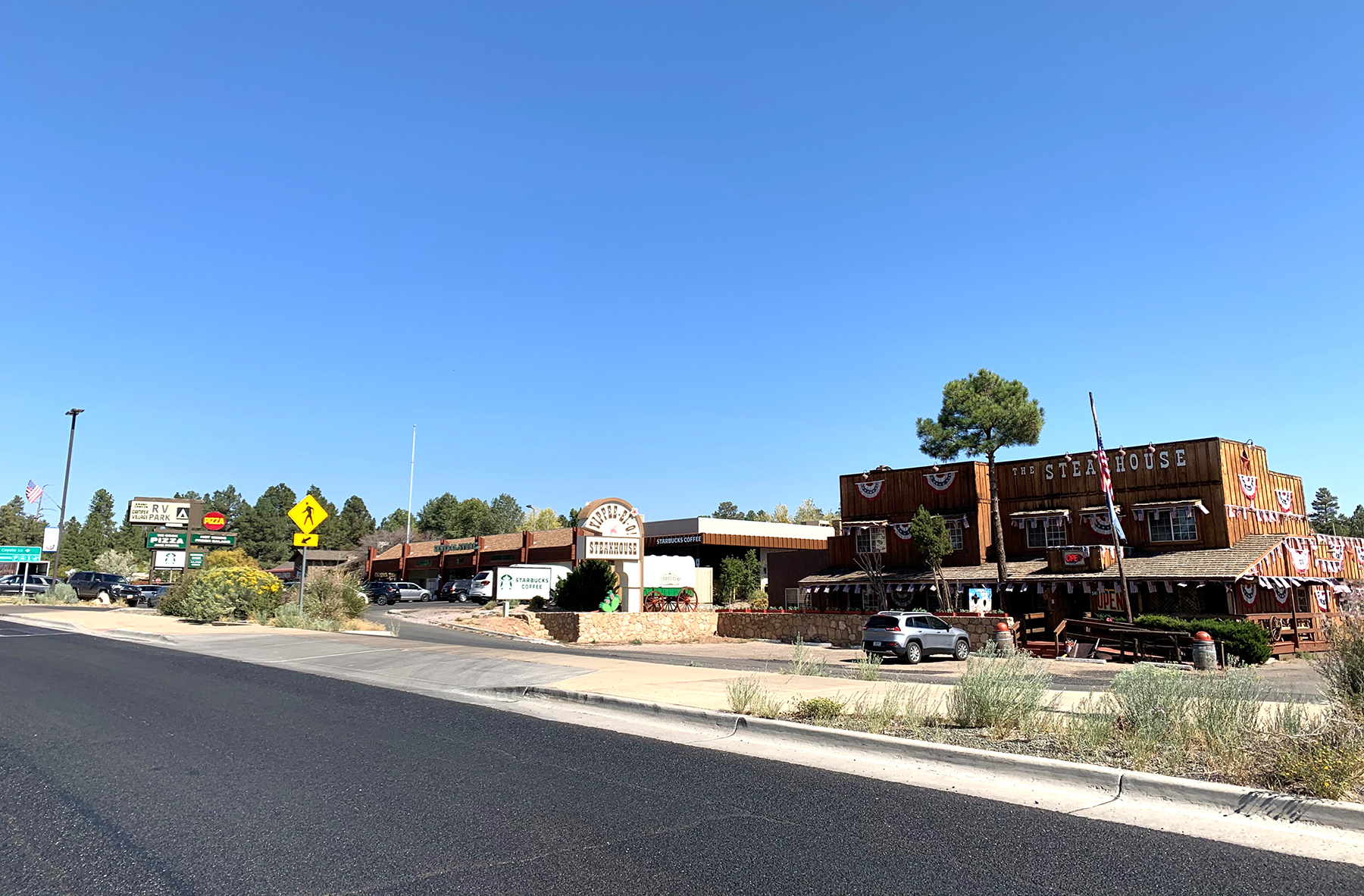 Tusayan TrunkorTreat canceled, council plans for winter holiday cheer