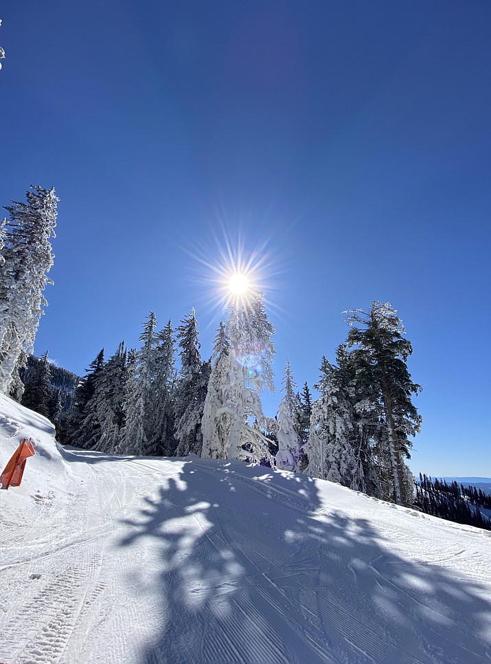 Flagstaff’s Snowbowl opens with COVID19 restrictions WilliamsGrand