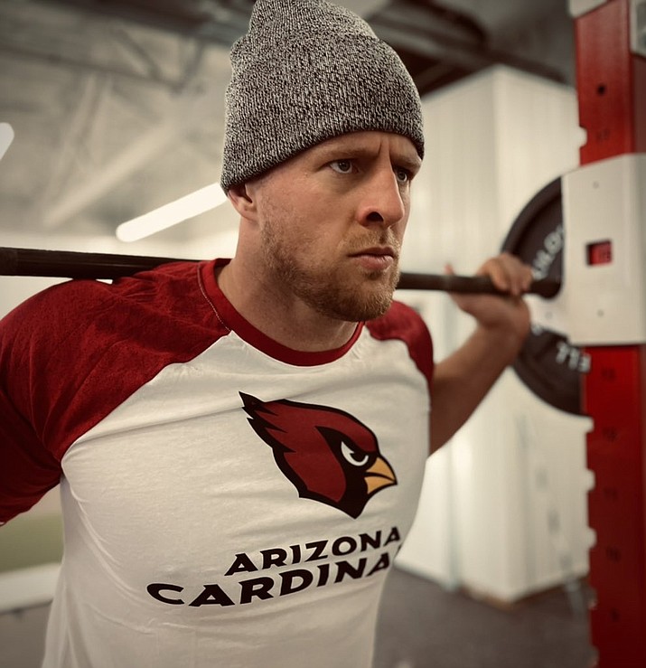 J.J. Watt announced he had signed with the Arizona Cardinals by posted this picture on Twitter and the words, “source: me.”