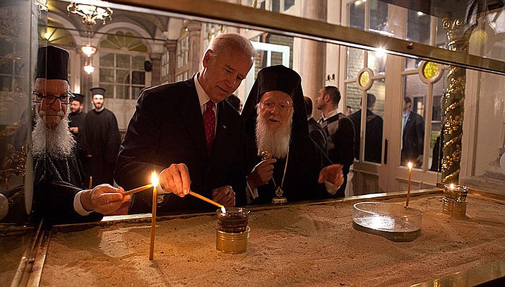 Bishops may press Biden to stop taking Communion | Kingman Daily Miner ...