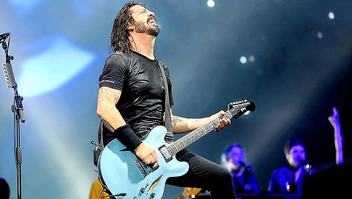 Jay Z Foo Fighters And Go Go S In Rock Hall On First Try Kingman Daily Miner Kingman Az