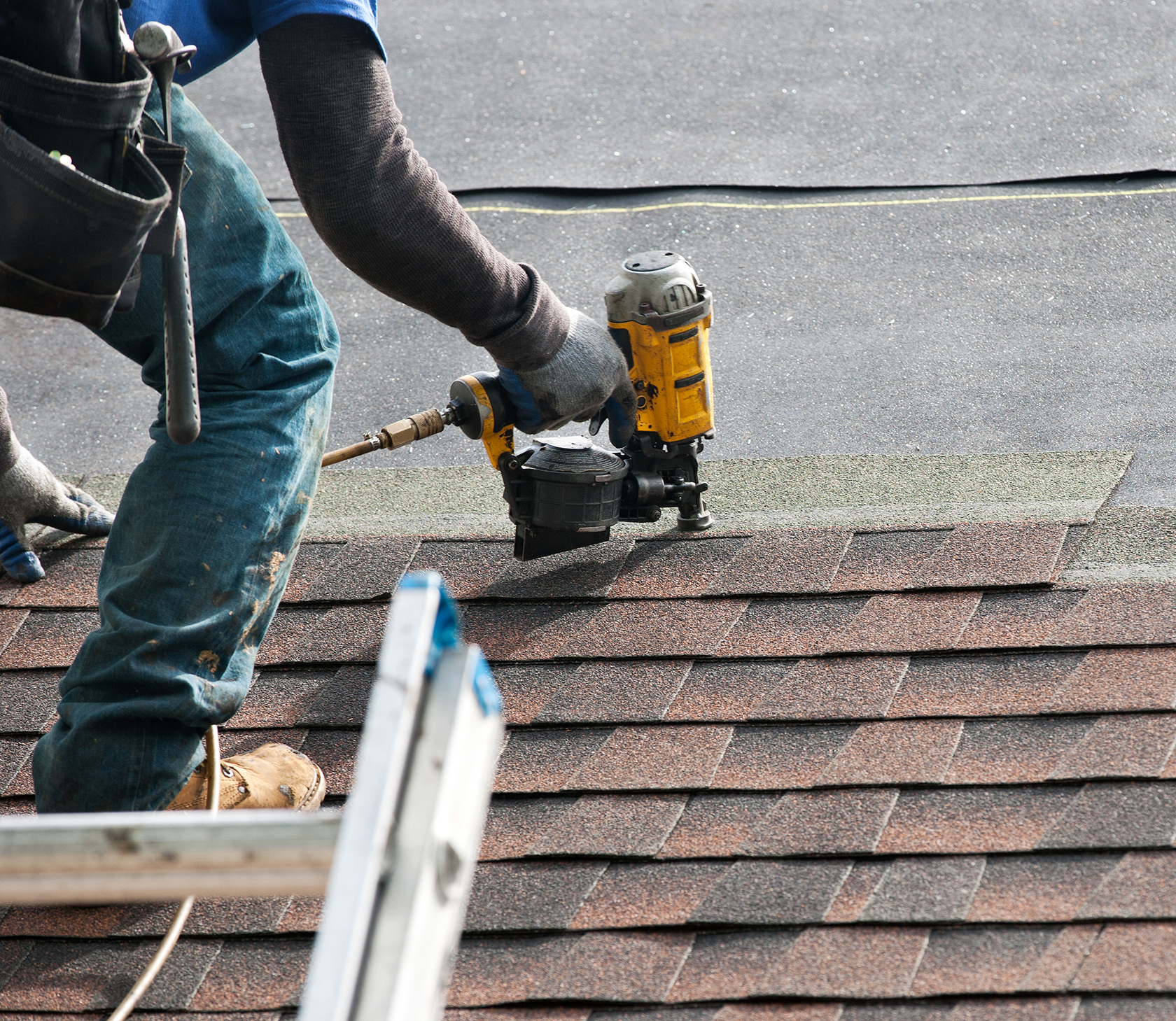 Roofing scams: home owners be cautious right after storm | The Day by day Courier