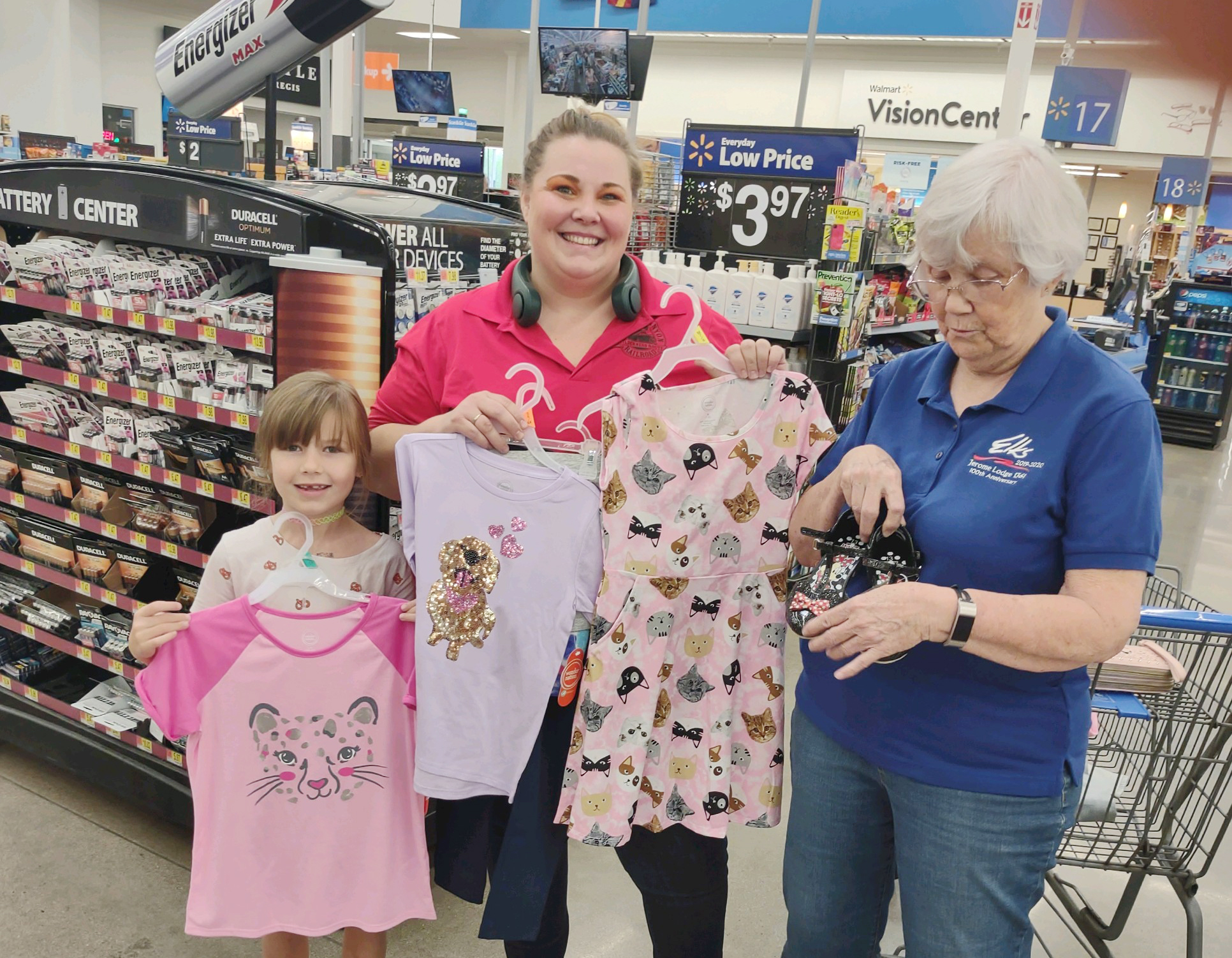 Photo Children get new clothes thanks to Jerome Elks Lodge The Verde