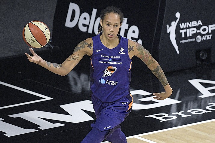 Brittney Griner, shown here in 2020, had 26 points, including her third dunk of the season, and added nine rebounds and six assists as the Mercury beat the New York Liberty 106-79 Wednesday night for its fifth straight victory. (Phelan M. Ebenhack/AP, file)