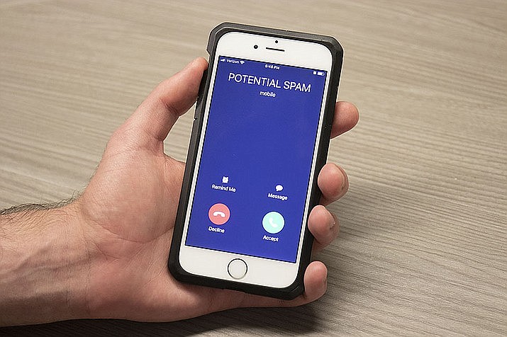 New FCC regulations may have led to a reduction in robocalls, which fell from 87.6 million in Arizona in June to 84.2 million in July. But analysts say phone companies can, and should, do more to cut the number of spam calls. (Genesis Sandoval/Cronkite News)