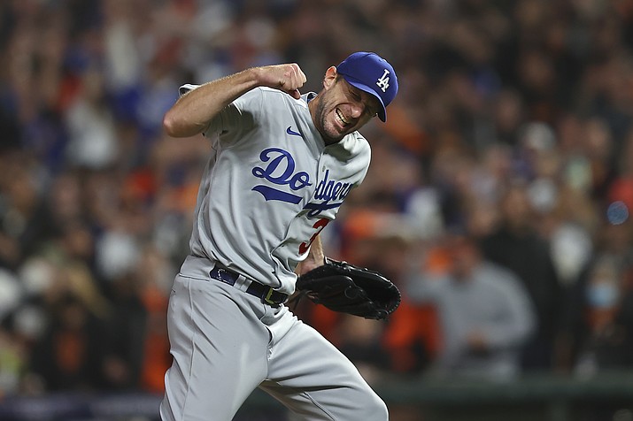 Dodgers Beat Giants 2-1 in Playoff Thriller, Advance to NLCS