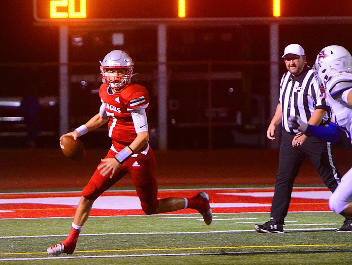 Mingus quarterback Zach Harrison (7) looks to throw downfield during a game Oct. 8, 2021, in Cottonwood. Harrison and the Marauders’ offense were shut out against Benjamin Franklin 42-0 on Friday, Oct. 15. (Vyto Starinskas/Independent, file)