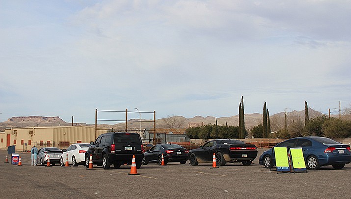 The Arizona Medical Association on Friday pleaded with residents to get vaccinated and boosted and take other protective steps against the coronavirus, saying that the state’s health care system “is buckling under the weight” of the current surge of infections. A COVID testing site in Southside Park in Kingman is pictured. (Miner file photo)