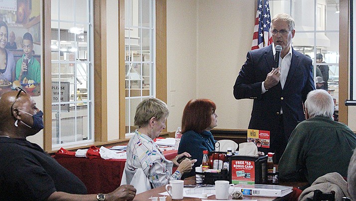 Jim Lamon, a candidate for the Republican nomination for U.S. Senate from Arizona, pitched his campaign platform at the Mohave Republican Forum on Wednesday, Jan. 12. He addressed border security, education and Arizona-based businesses to dozens of attendees. (Photo by MacKenzie Dexter)