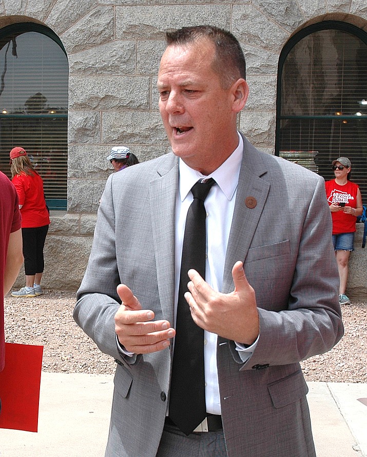 Rep. Jeff Weninger, R-Chandler, said that he sees nothing wrong in allowing voters from other communities that don’t have their own local ordinances on wages and other labor issues to override what voters have done elsewhere. (Capitol Media Services file photo by Howard Fischer)