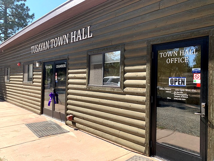 The town of Tusayan has partnered with the city of Flagstaff to provide library services for Tusayan residents. (Photo/WGCN)