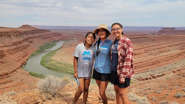Canyonland Field Institute encourages Native youth to apply to the Native Teen Guide Training Camp where they will spend eight days on the San Juan River learning skills they can use in the future. (Photo/Canyonlands Field Institute)