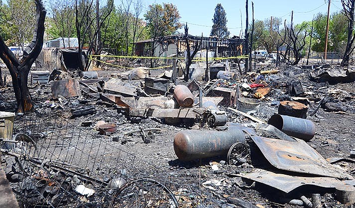 A Mother’s Day fire in Verde Lakes spread to another home, displacing residents of both properties on Maple Drive on Sunday, May 8, 2022. (VVN/Vyto Starinskas )