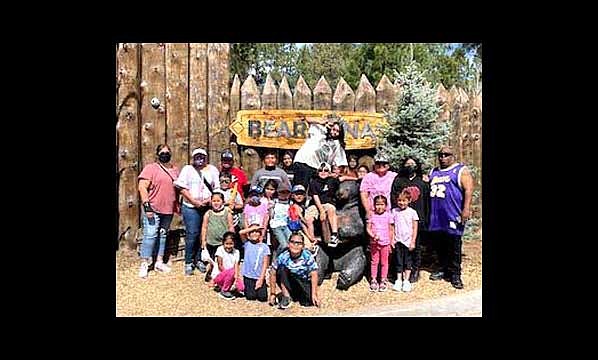 A group of Native American students from Grand Canyon School enjoyed a field trip to Bearizona and the Grand Canyon Deer Farm May 6. (Cyndi Moreno/WGCN)