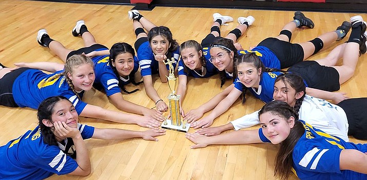 The Ash Fork Spartans middle schoolers won the A team volleyball tournament this year. (Photos/AFUSD)