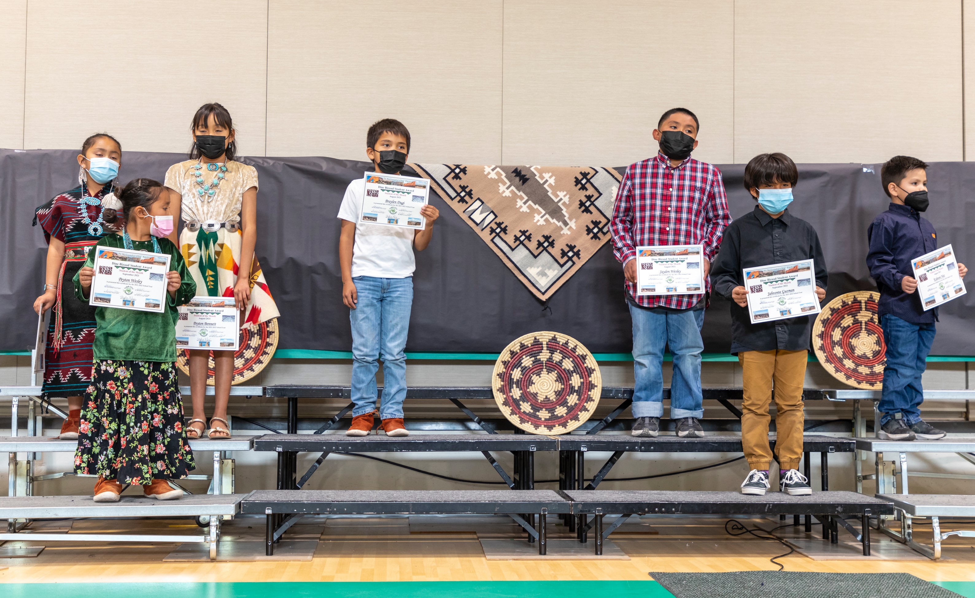 Tuba City Elementary School honors Navajo language students Navajo