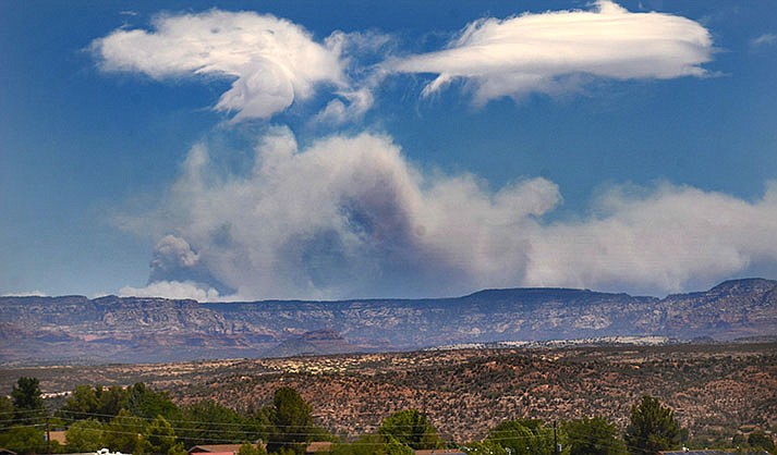 The Pipeline Fire burns near Flagstaff on Monday June 13, 2022, which can be seen from Cottonwood, Camp Verde and Jerome. (VVN/Vyto Starinskas)