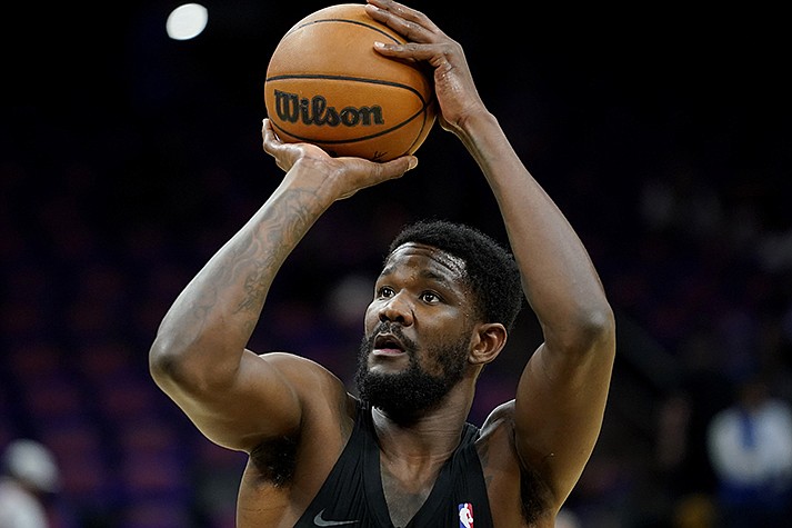Phoenix Suns center Deandre Ayton during warmups before Game 1 in the second round of the NBA Western Conference playoff series against the Dallas Mavericks, Monday, May 2, 2022, in Phoenix. (AP Photo/Matt York, File)