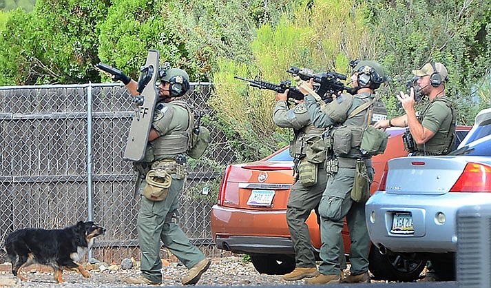The Yavapai County Sheriff’s Office asked residents to remain out of the area of South Mountain View Road in the Verde Villages as they investigated multiple gunshots heard early Monday, July 25, 2022. (VVN/ Vyto Starinskas)