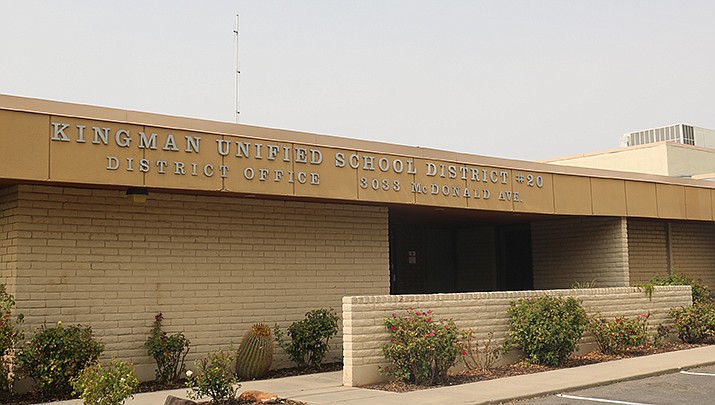 Kingman Unified School District will hold a mid-year contract review with SSC Services for Education, which now manages the custodial staff at KUSD. The KUSD district office is pictured. (Miner file photo)