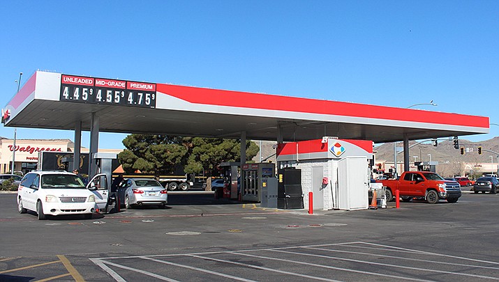 While prices of gasoline remain high in the U.S., the national average has now fallen below $4 per gallon for regular unleaded. The gas pumps at a Smith’s store in Kingman are pictured. (Miner file photo)