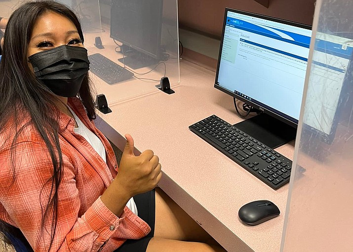Tuba City High School Dual Credit Program students successfully completed their online admission and registration processes. There are approximately 40 students taking ENG 101 and MTH 110 courses. (Photo/Diné College)