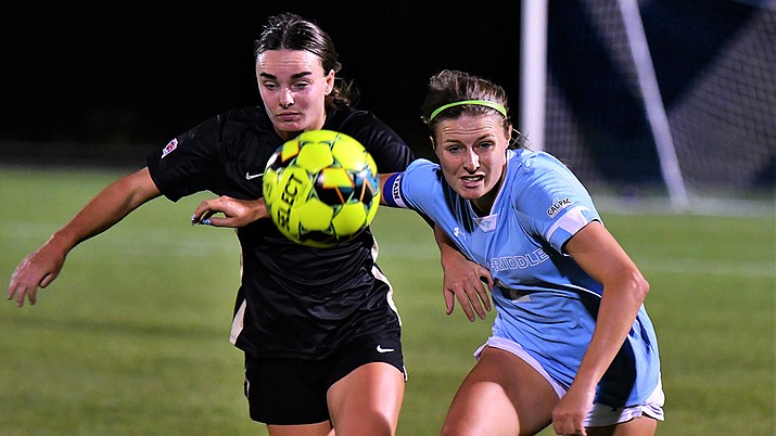 Embry-Riddle women’s soccer defender Haley Matthews, right,
jostles for the ball in a game during the 2022 season. (ERAU/Athletics)