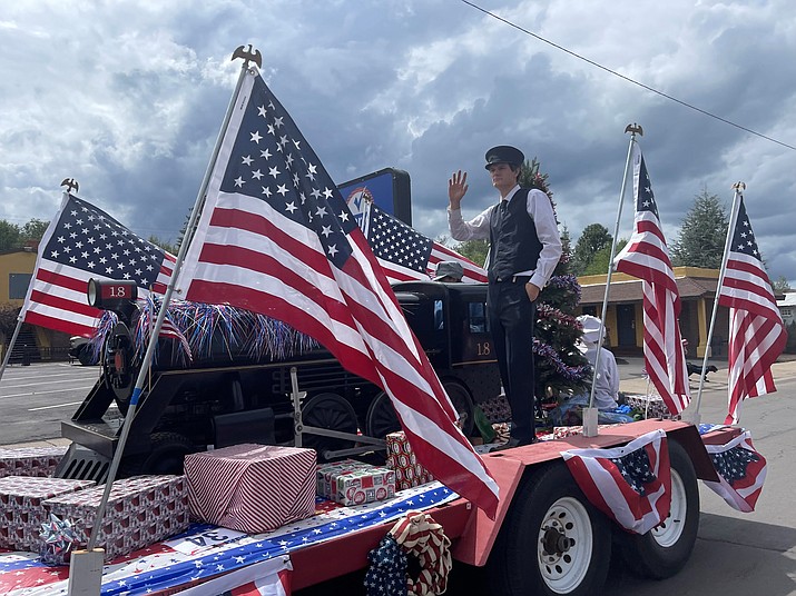 Representatives from Grand Canyon Railway participate in the Patriot Day parade in Williams Sept. 10. (Abbigaile Urioste/WGCN)