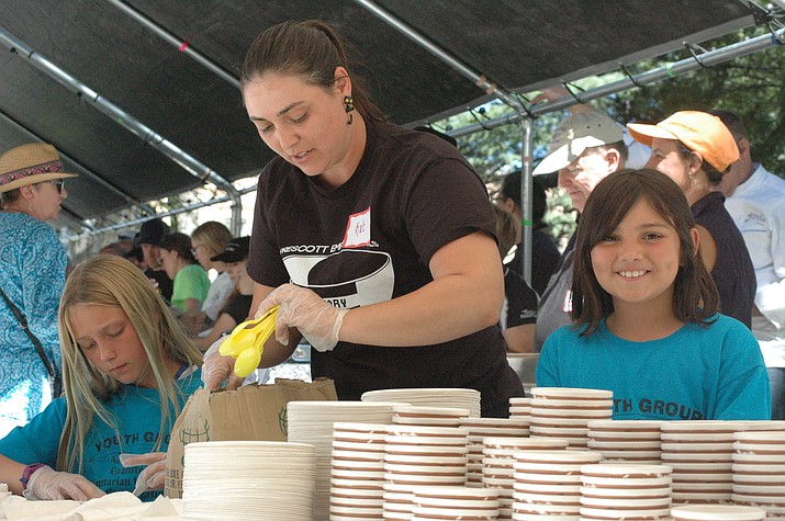 Prescott Empty Bowls returned to the Courthouse Plaza in Prescott on Sunday, Sept. 18, 2022, to mark its 25th anniversary fundraiser for area food banks. (Doug Cook/Courier)