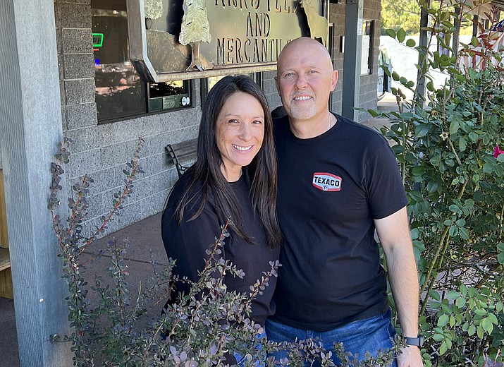 Sandy and Shawn Frate are the new owners of Parks Feed and Mercantile.  (Submitted photo)