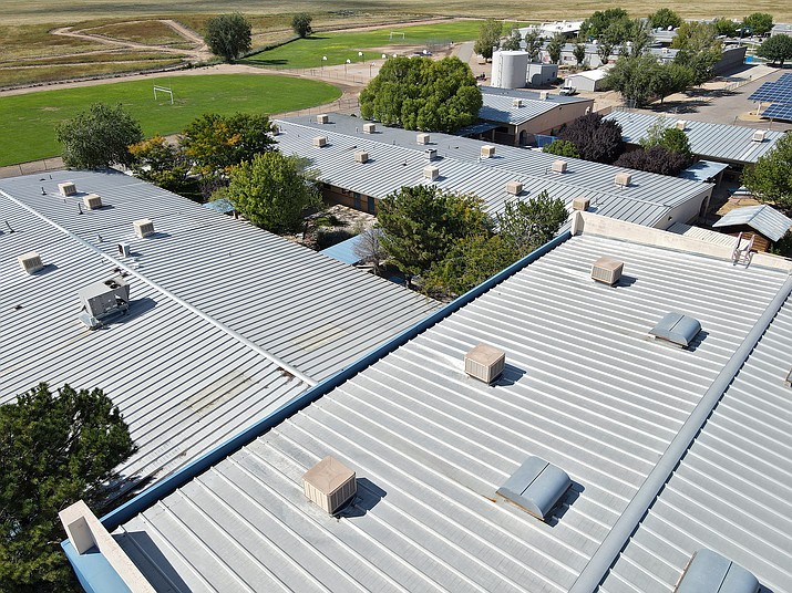 The roof and HVAC system atop Del Rio Elementary School in Chino Valley. (Courtesy photo)