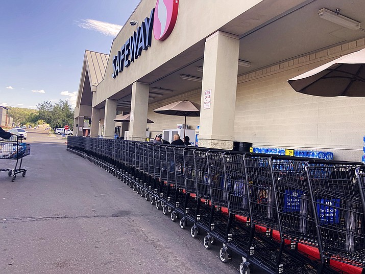 Kroger operates 2,800 stores in 35 states, including brands like Ralphs, Smith’s and Harris Teeter. Alberstons, based in Boise, Idaho, operates 2,273 stores in 34 states, including brands like Safeway, Jewel Osco and Shaw’s. Together the companies employ around 710,000 people. (Wendy Howell/WGCN)
