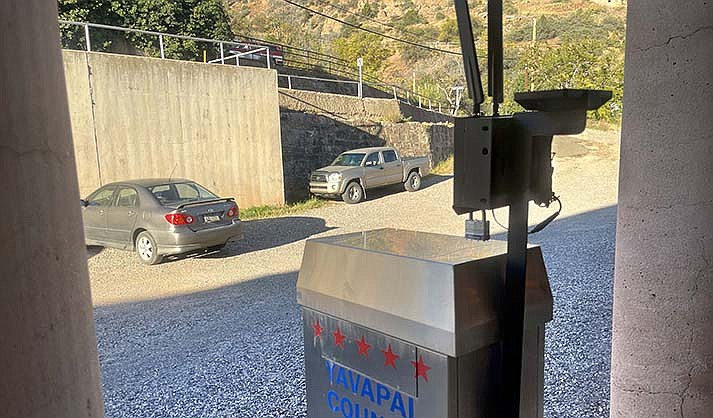 The ballot boxes in Yavapai County all have Trail Cams on them install by the county to keep track of bad actors. There were no ballot watchers at the Jerome ballot box on Tuesday, Oct. 26, 2022. (VVN/ Vyto Starinskas)
