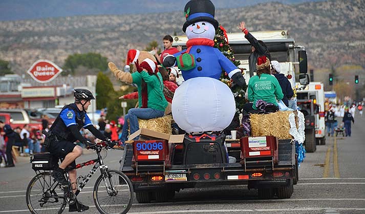 The Cottonwood Christmas Parade is scheduled for Dec. 3. (VVN/file/Vyto Starinskas)