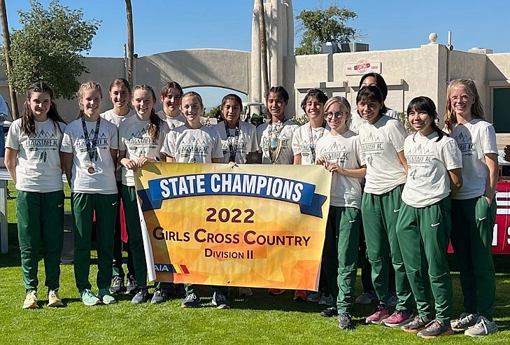 Flagstaff High School Girls Cross Country (Photo/FUSD)