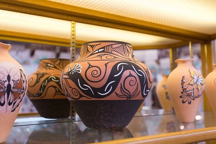 Traditional Indian Acoma pottery. (Photo/Adobe)