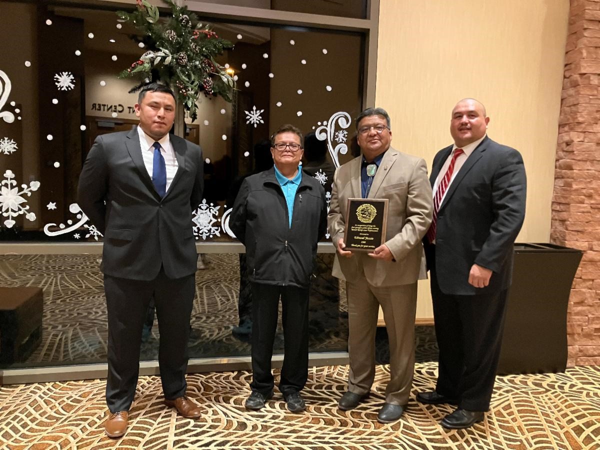 Yazzie awarded Ramah Navajo award NavajoHopi Observer Navajo