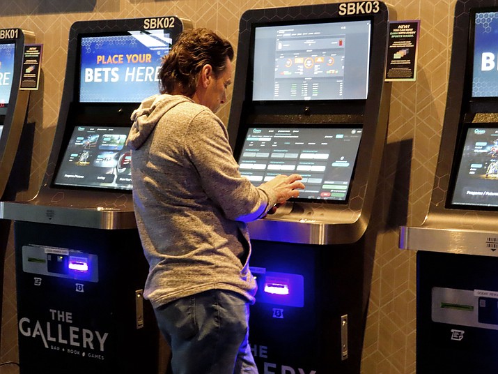 Super Bowl LVI gambling could surpass $100 million in Arizona, experts  predict