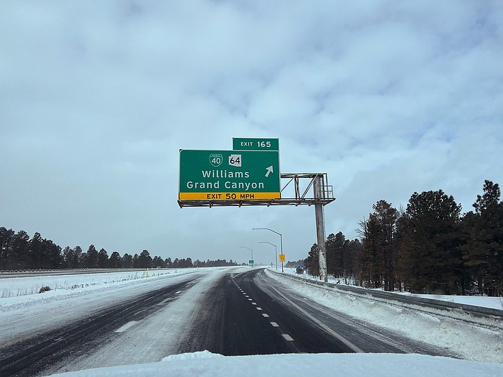 Icy roads are common in northern Arizona. (Wendy Howell/WGCN)