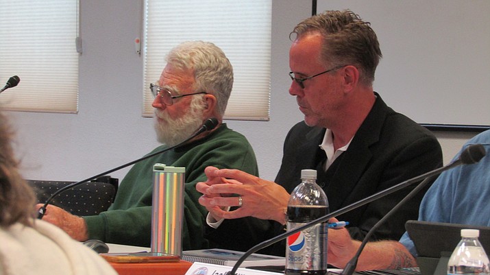 The Chino Valley Planning and Zoning Commission’s chairman, Charles Merritt, and water consultant Mark Holmes during a water planning session meeting March 15, 2023. (Stan Bindell/For the Review)