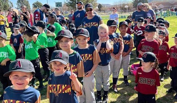 Camp Verde Little Leaguers lining up on opening day 2022 (Courtesy/Matthew Weber)