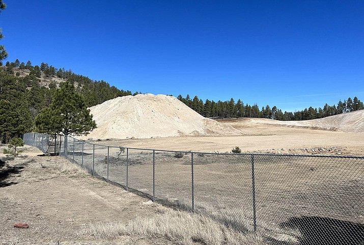 Drake Cement has been approved to mine pozzolan at Frenchy Pit (in photo). The company is now looking to mine on Bill Williams Mountain. (Wendy Howell/WGCN)